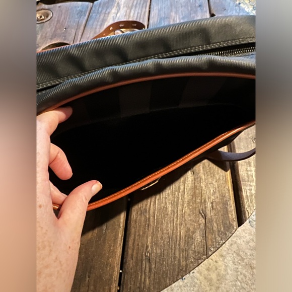 Stunning Fendi camera bag - Picture 4 of 16